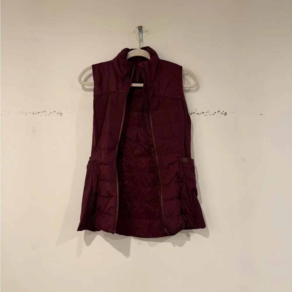 Lululemon Down For It All Vest in Purple - Picture 2 of 4